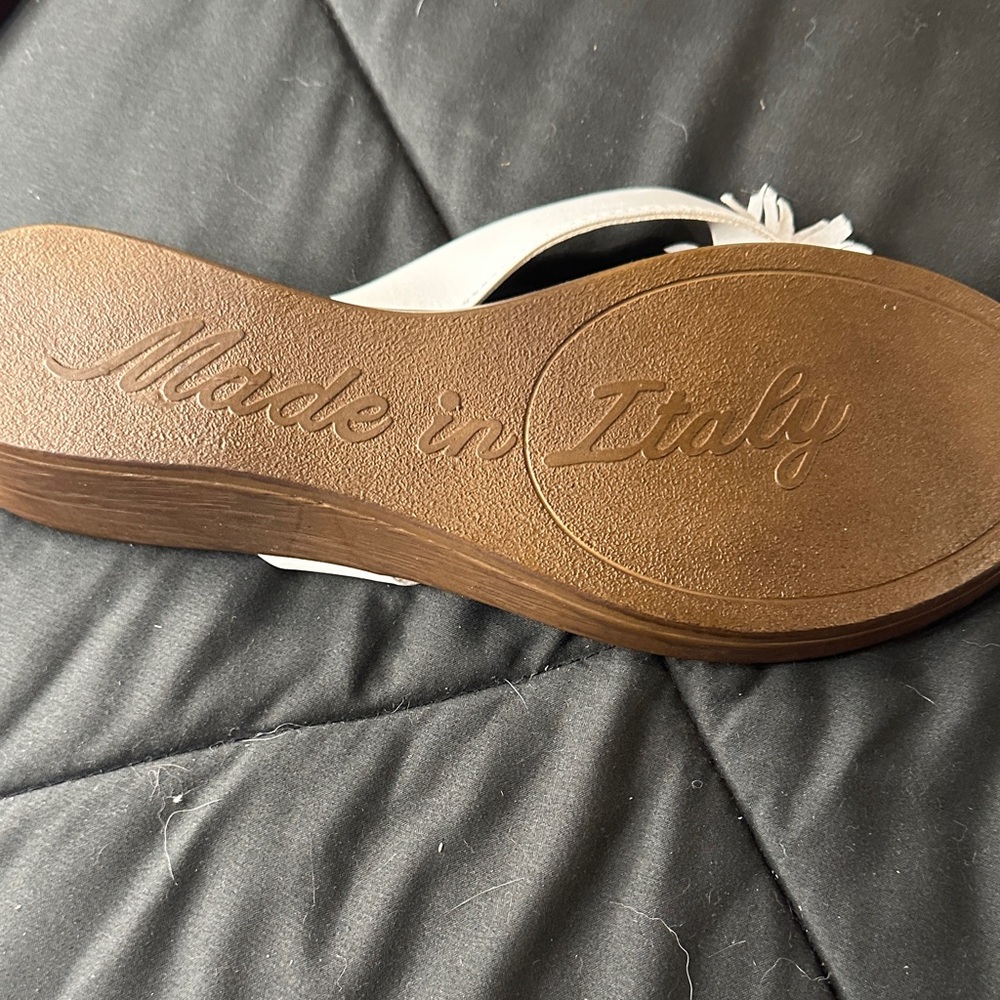 Toscanella White Floral Women's Sandals - Picture 7 of 8